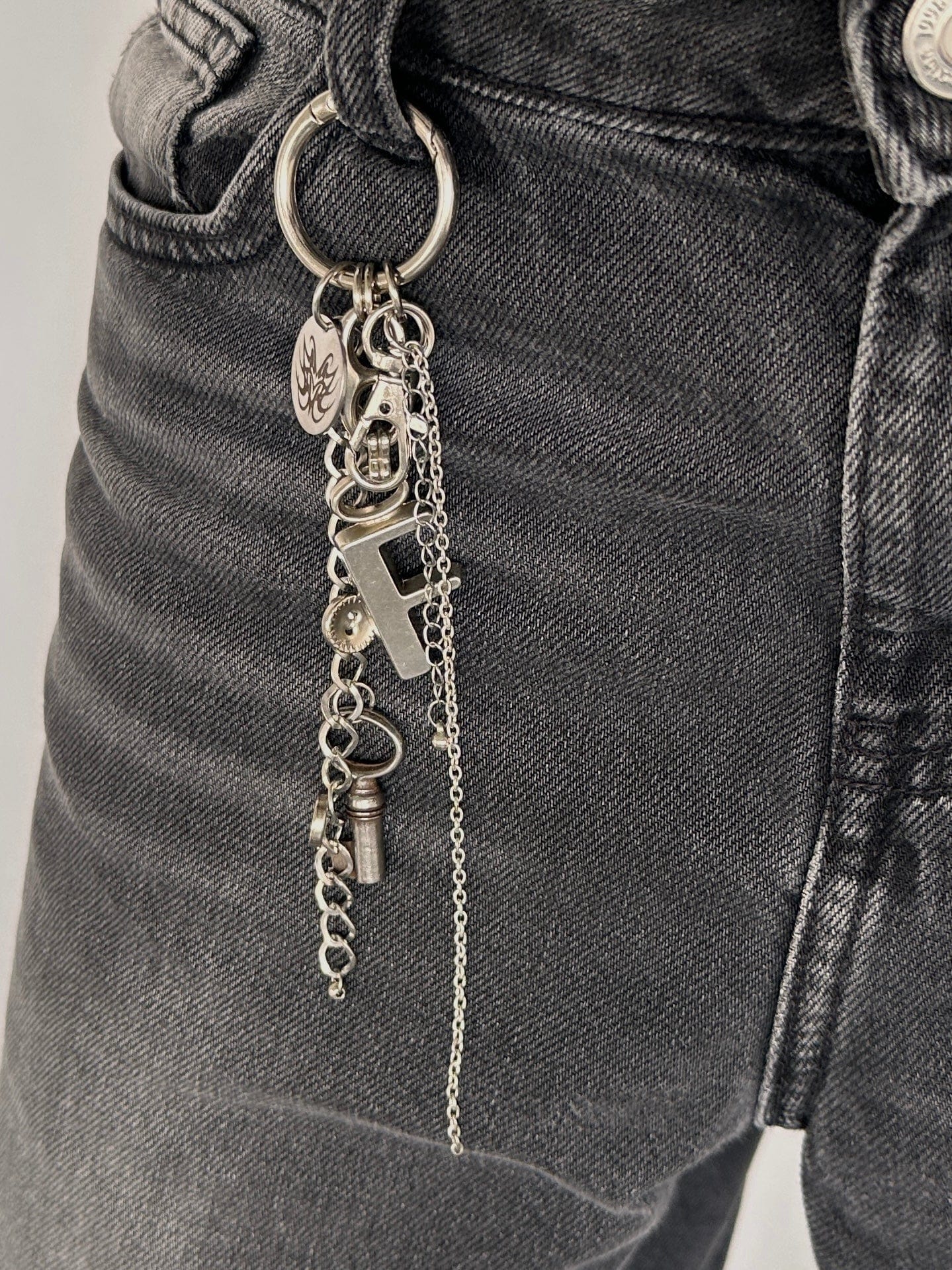 Ghost Hardware Keyring-Alisa Cayoo-APOC STORE