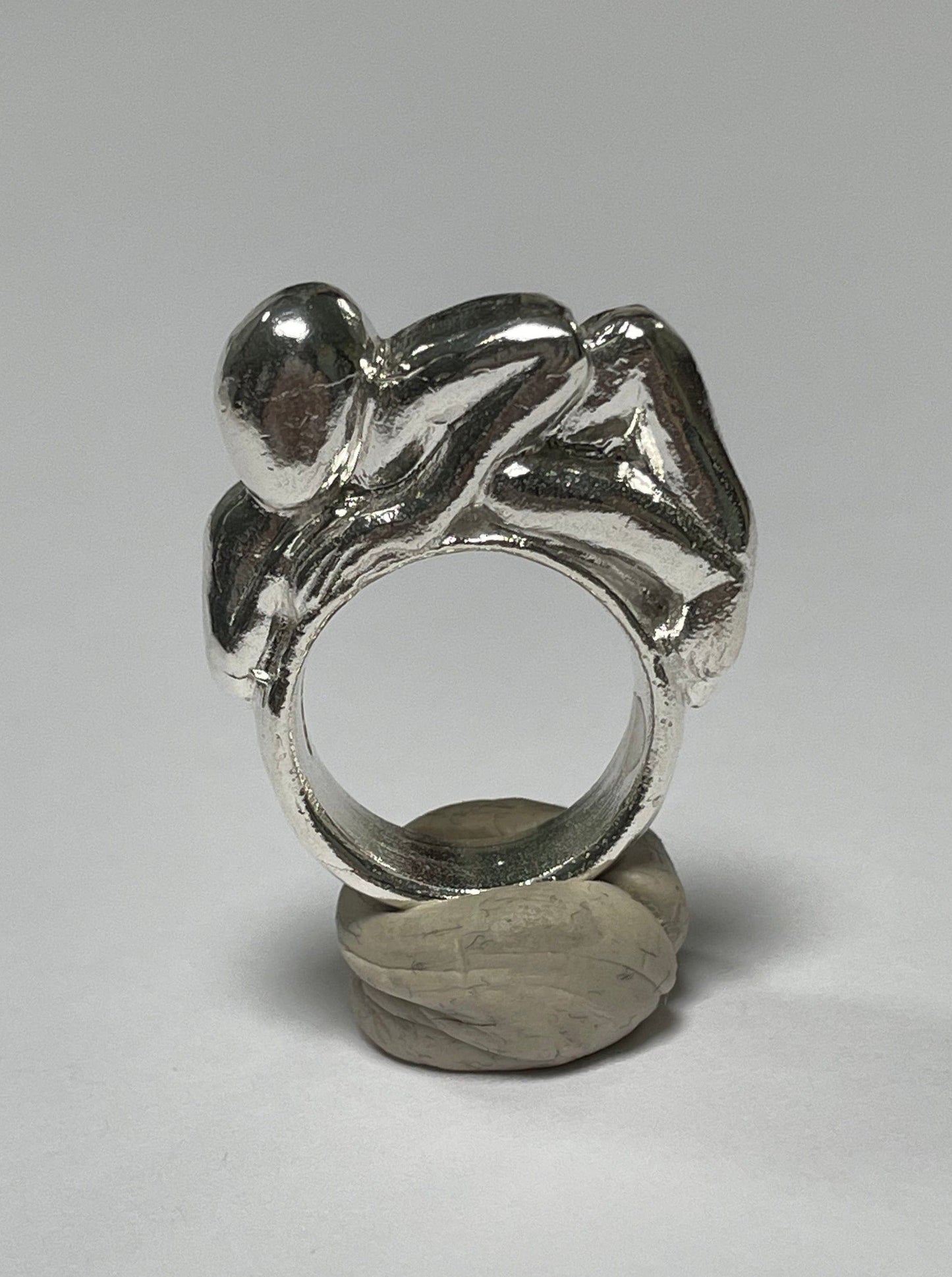 Fufluns Ring-WILLA / HILFREICH-APOC STORE