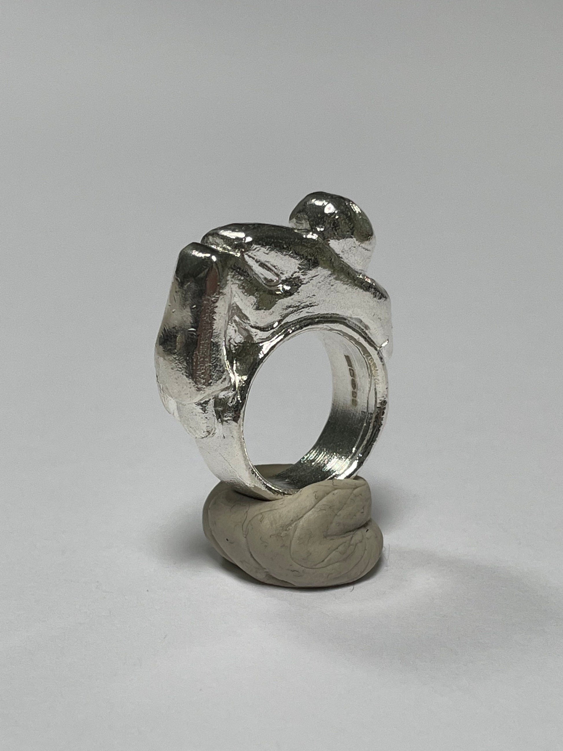 Fufluns Ring-WILLA / HILFREICH-APOC STORE