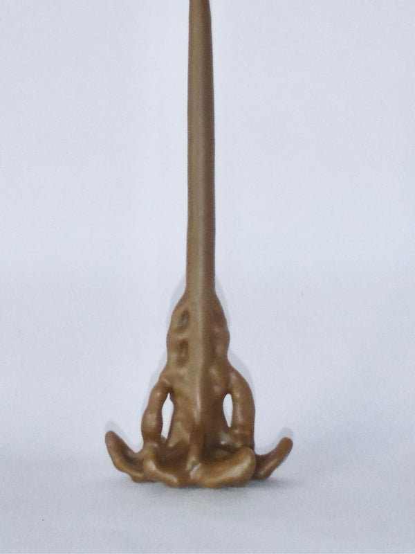 lilac candle-Ola Lewczyk-APOC STORE