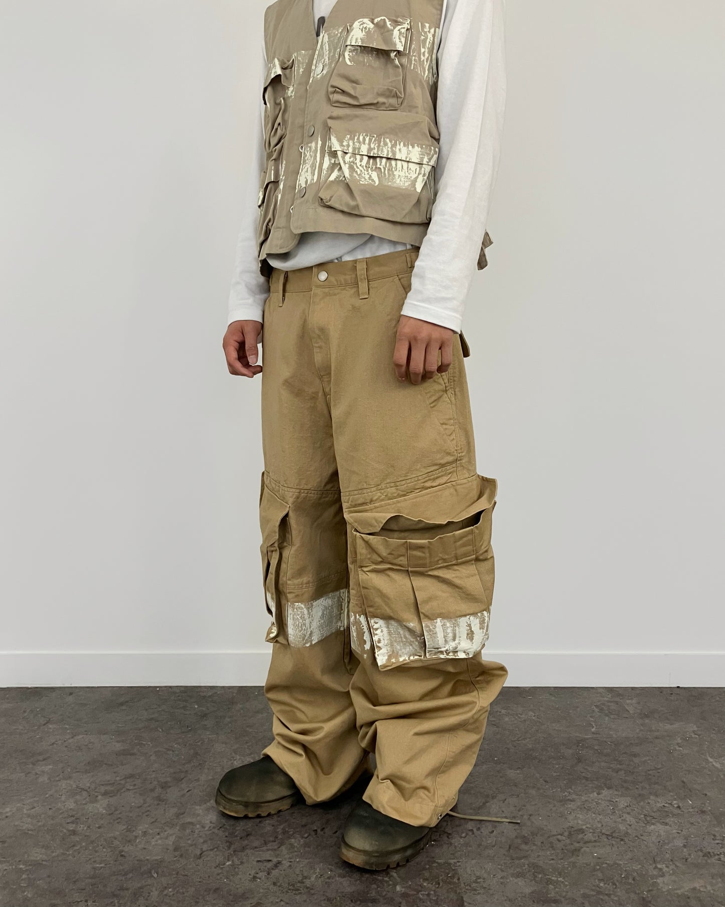 PAINTED CARGO PANTS BEIGE-EGNARTS-APOC STORE