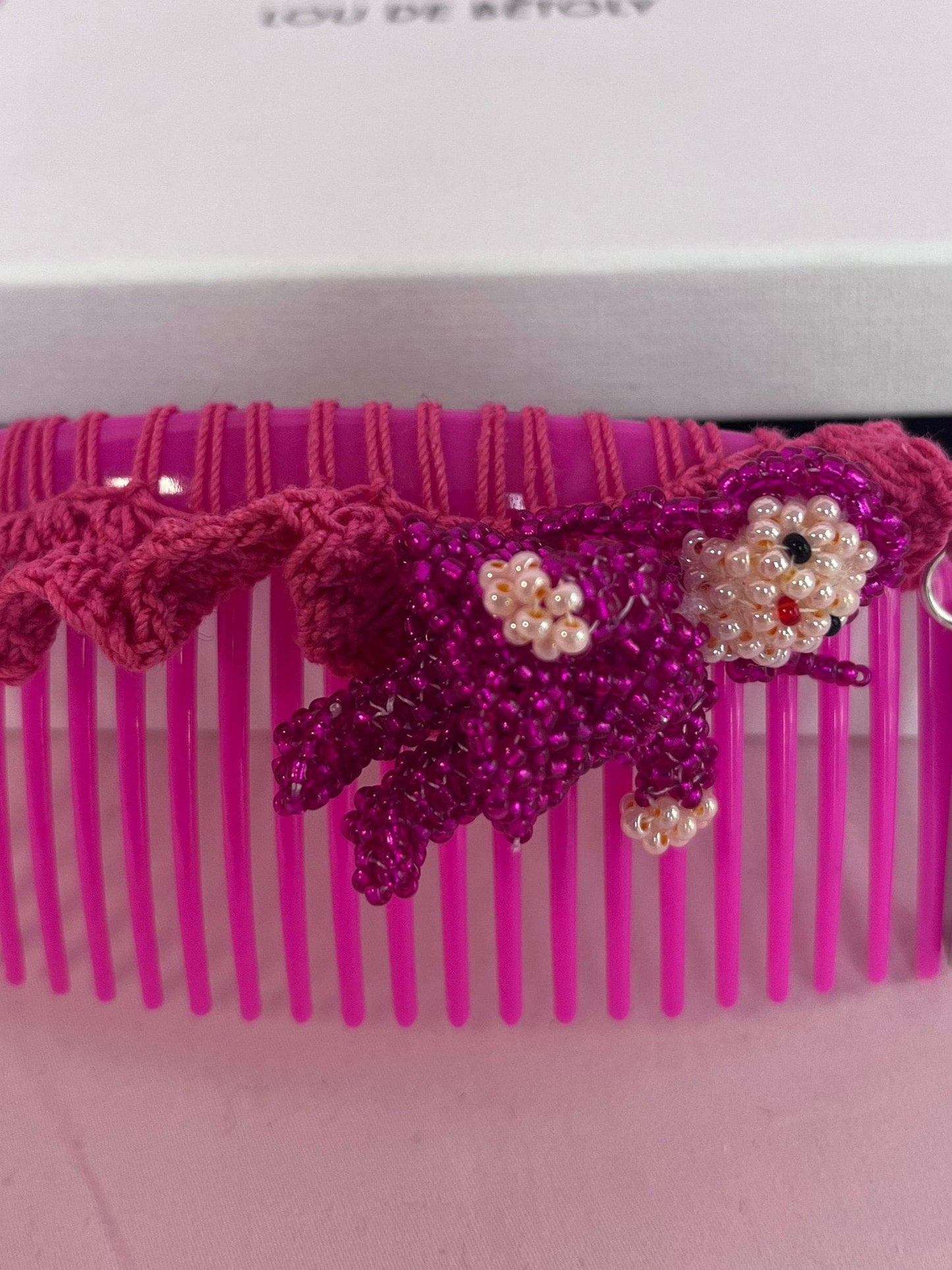 hair comb fuchsia-Lou de Bètoly-APOC STORE