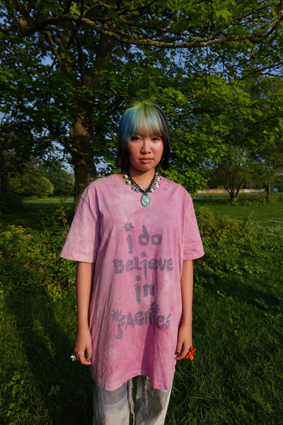 I do believe in faeries tshirt-EIRINN HAYHOW-APOC STORE
