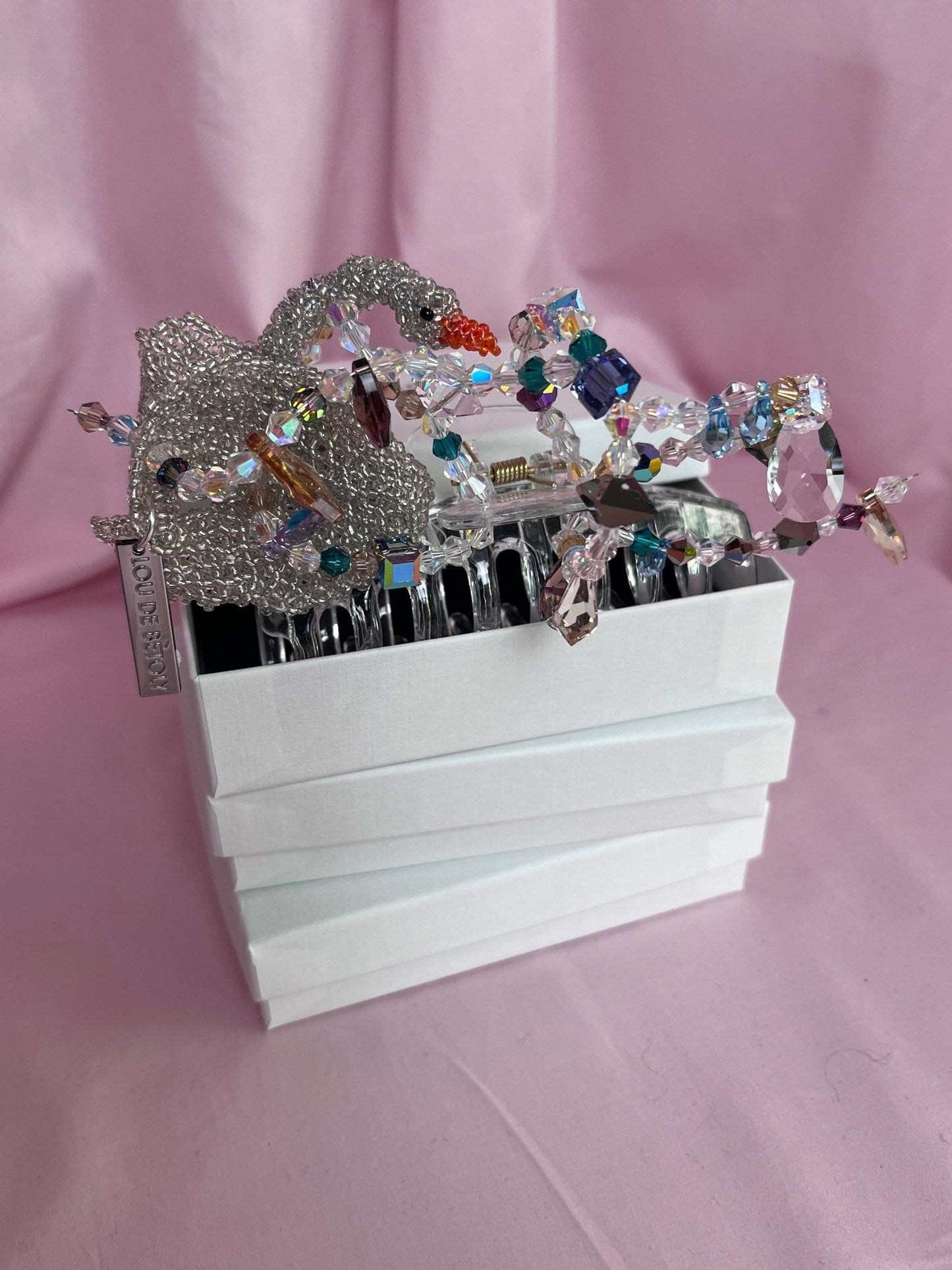 Swan hair clip see through-Lou de Bètoly-APOC STORE