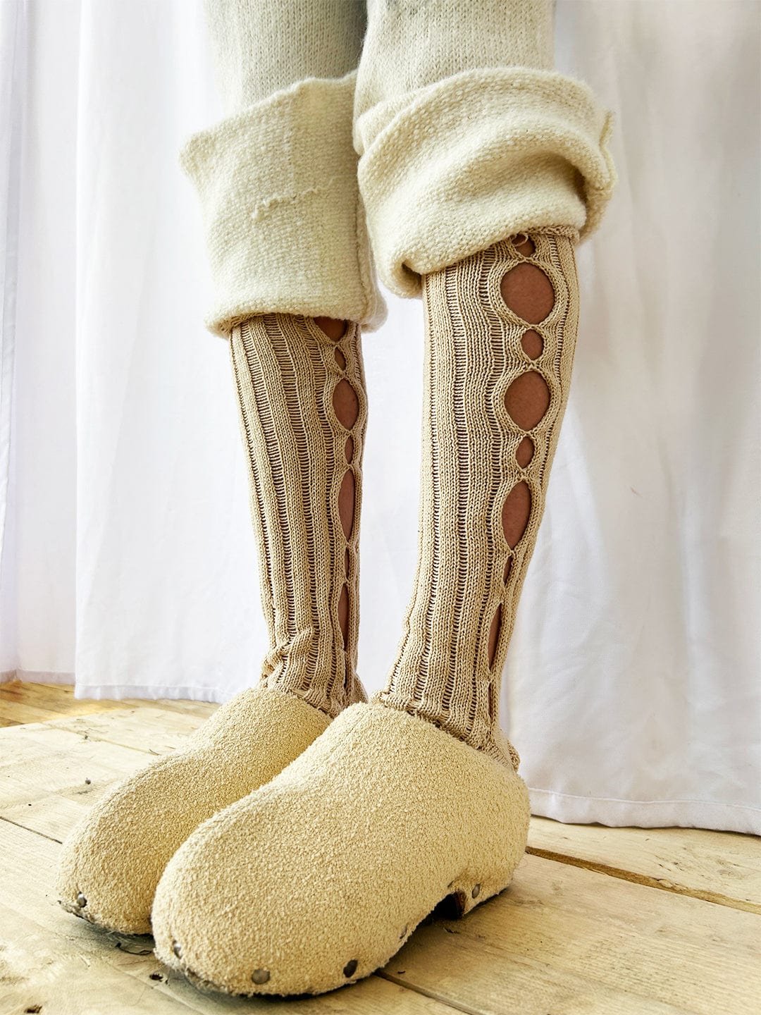 Undyed Orb Socks-GRACE GUI-APOC STORE