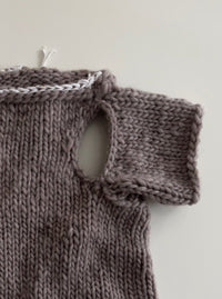 Cut-Out Cropped Baby Tee-VAISSEAU-APOC STORE