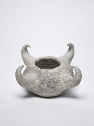 Four horns grey vessel-Cléo SJölander-APOC STORE