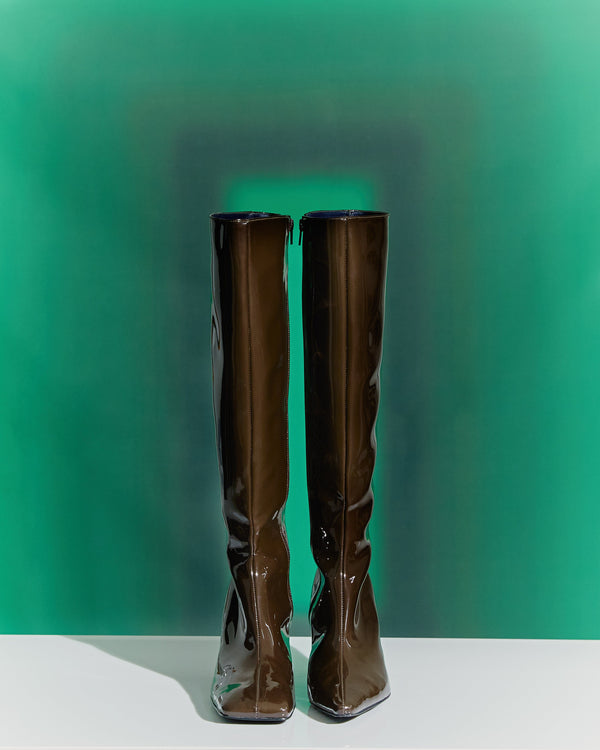 Cedar Brown Tri-Square-Sun Woo-APOC STORE