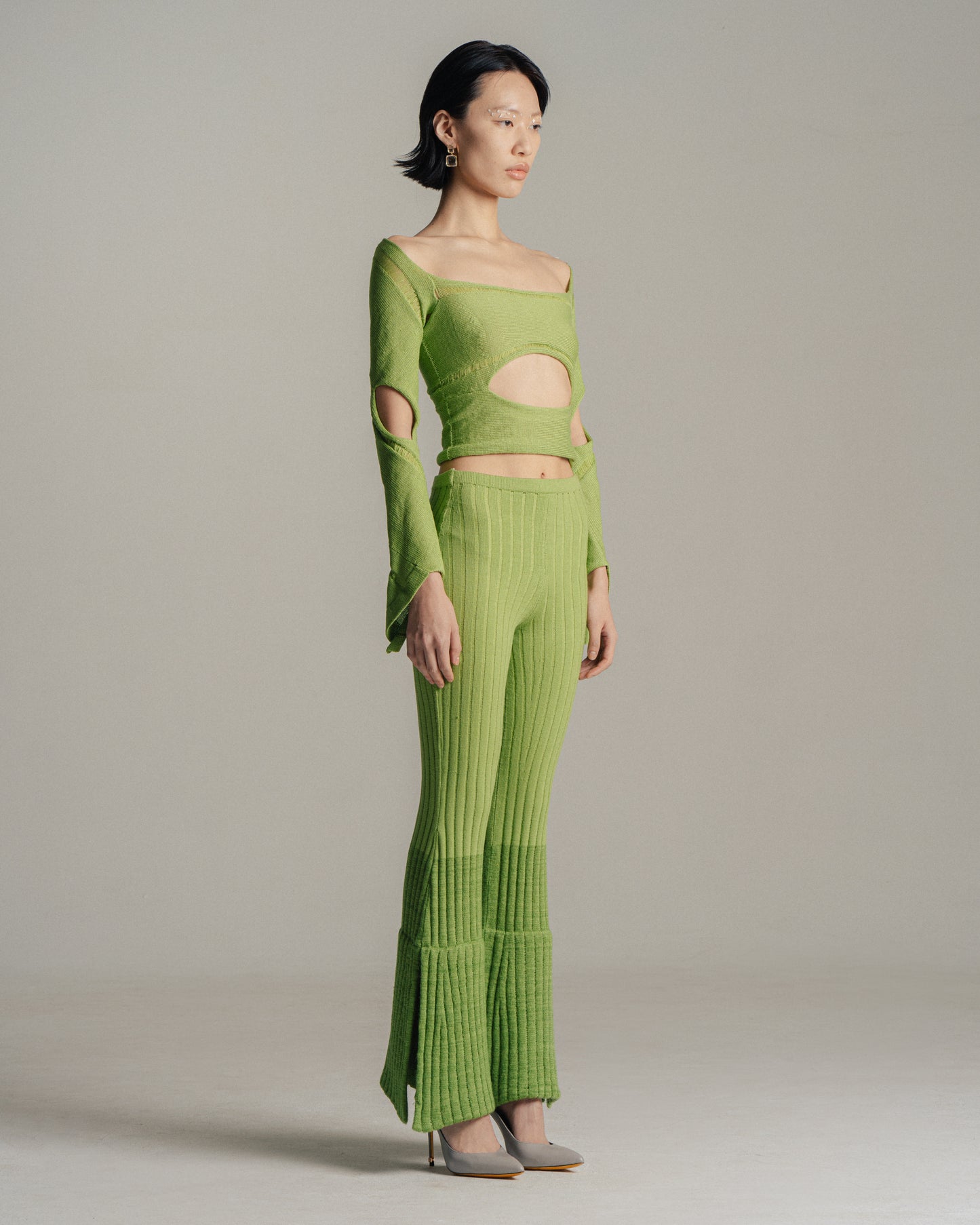 Fitted Cut-out Top-July Li-APOC STORE