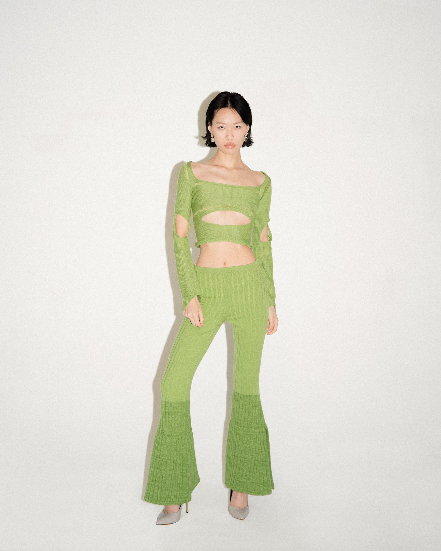 Fitted Cut-out Top-July Li-APOC STORE