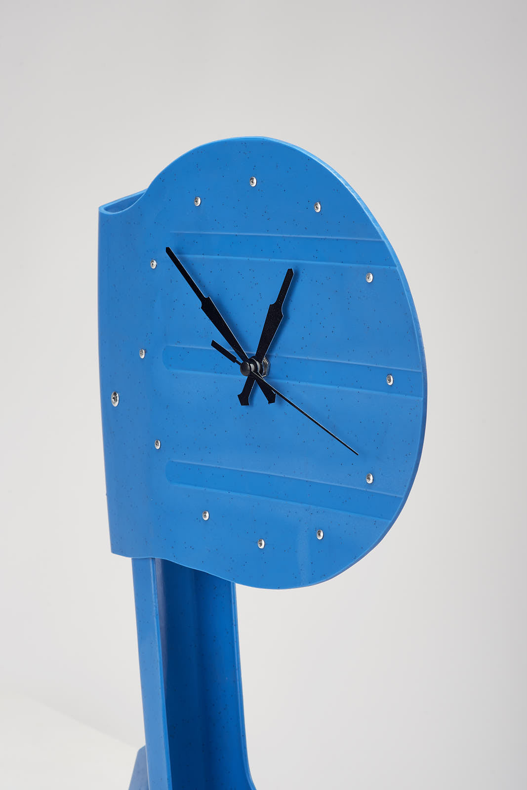 Blue Room Object Clock n°7-Pierre Castignola-APOC STORE
