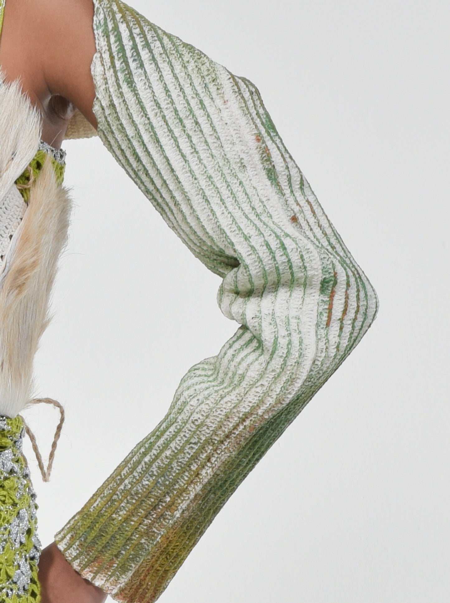 Green Paintbrush Latex Sleeve-VEREDAS-APOC STORE