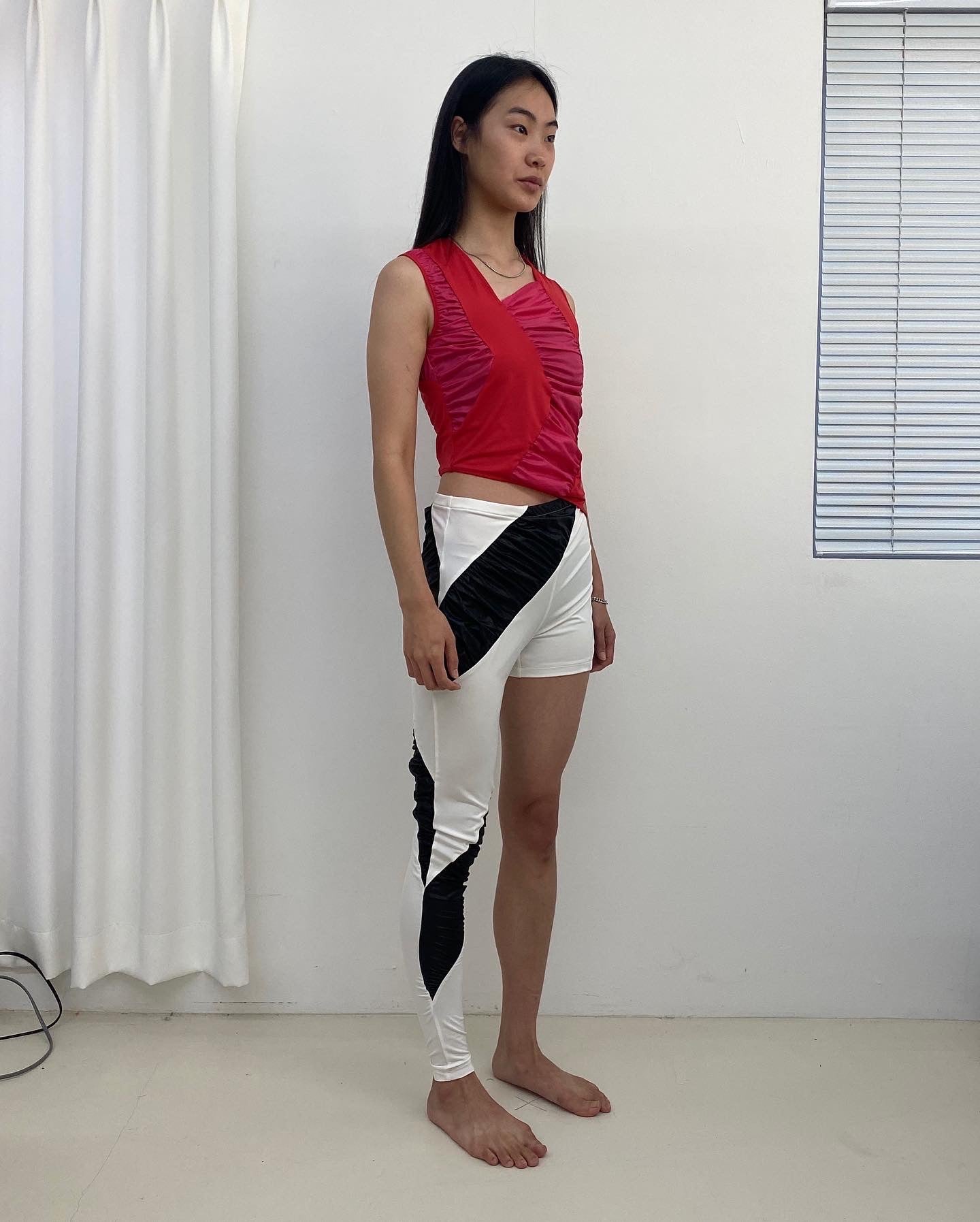 Broken Chamwoe Tank-Sung Ju-APOC STORE