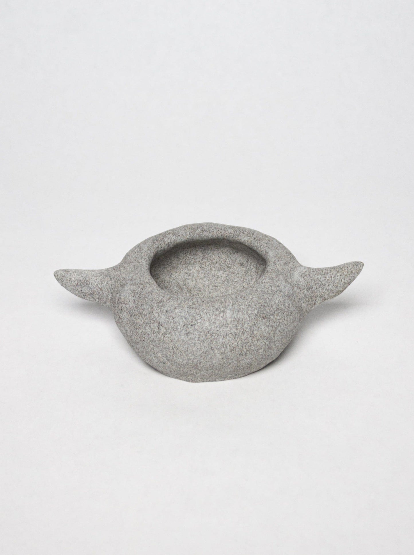Two hornes grey vessel-Cléo SJölander-APOC STORE