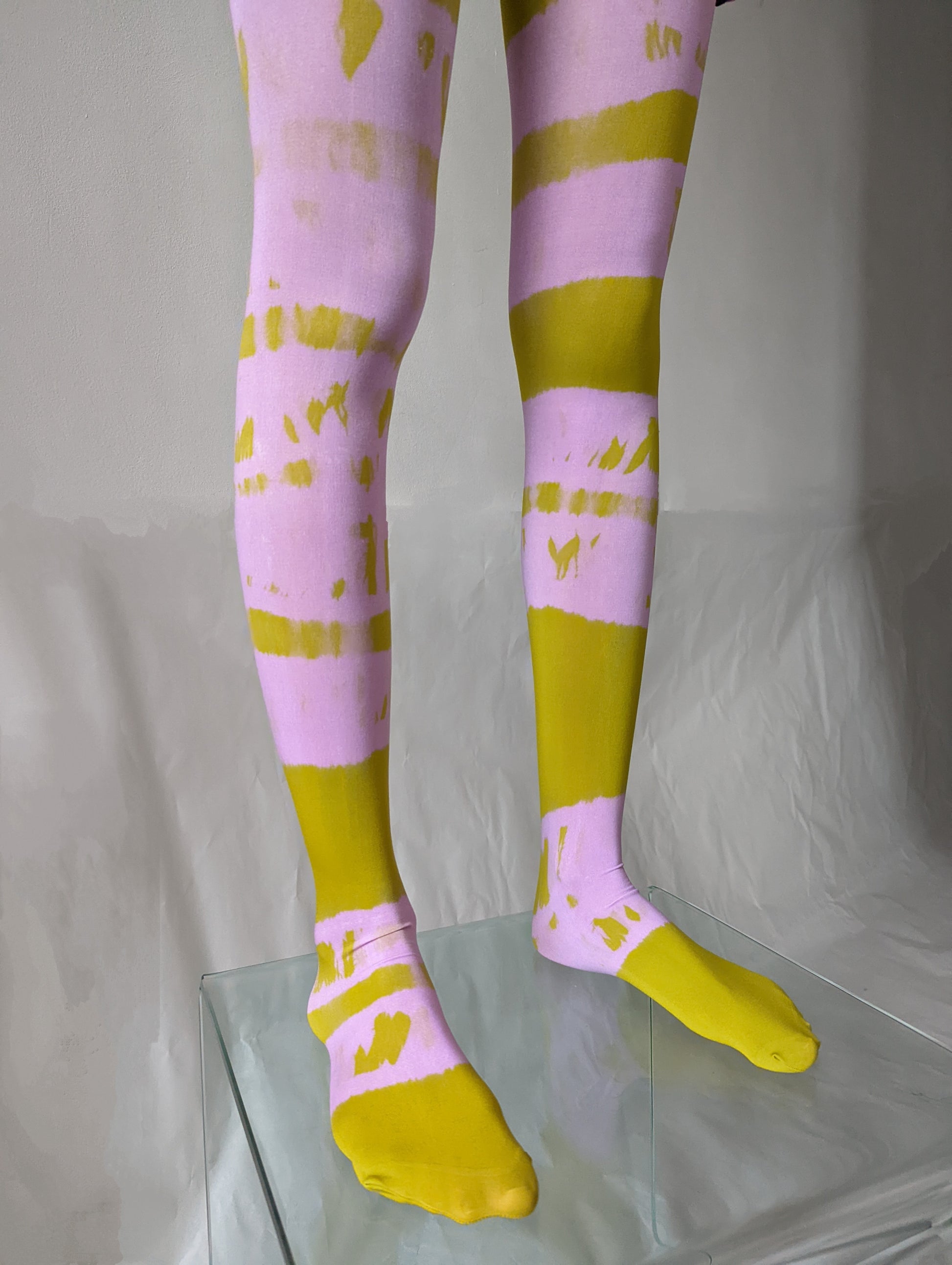 Hand Dyed Tights Green Pink-Celia Calderón Asensio-APOC STORE