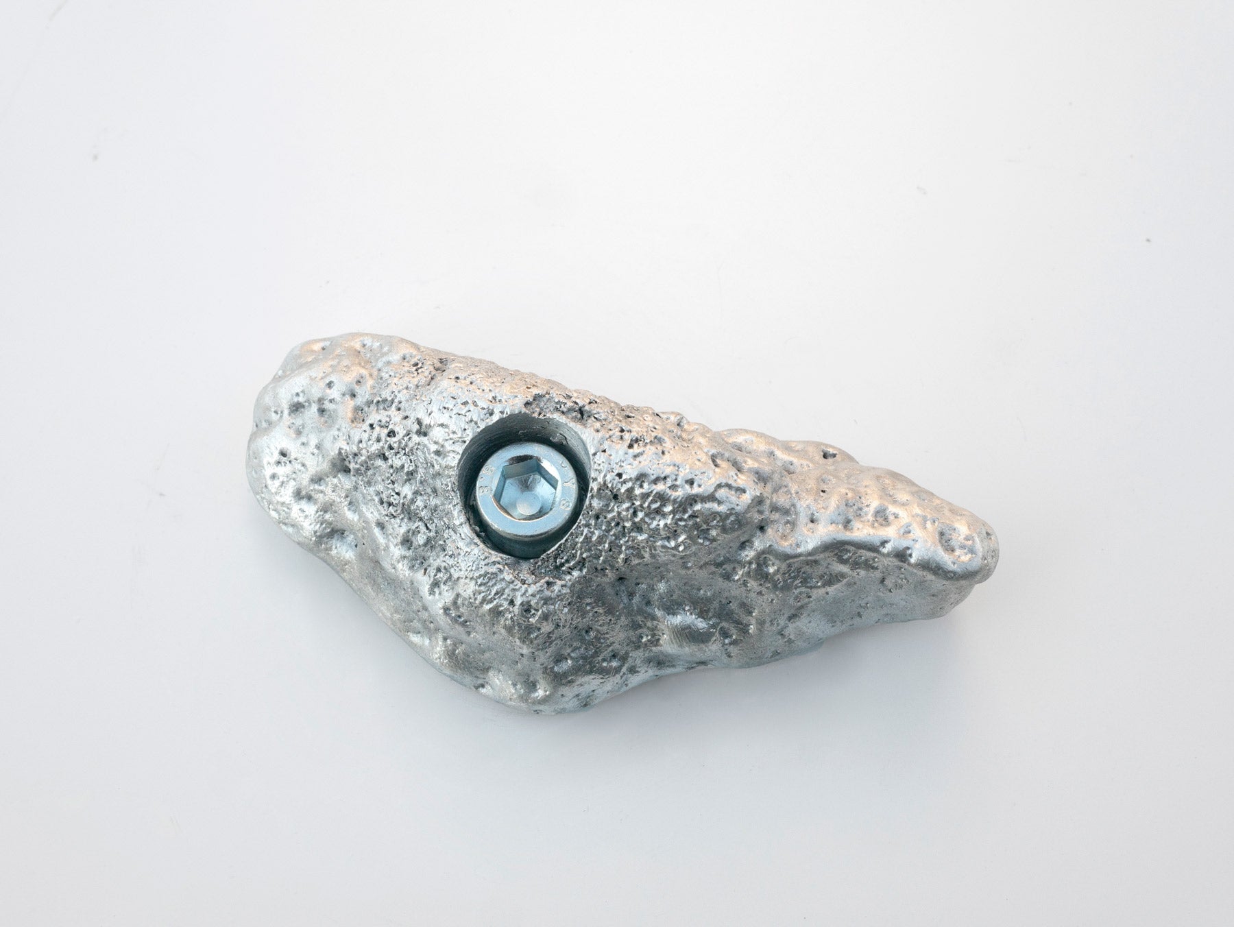 Set of 6 Aluminum Climbing Holds 1-Elissa Lacoste-APOC STORE