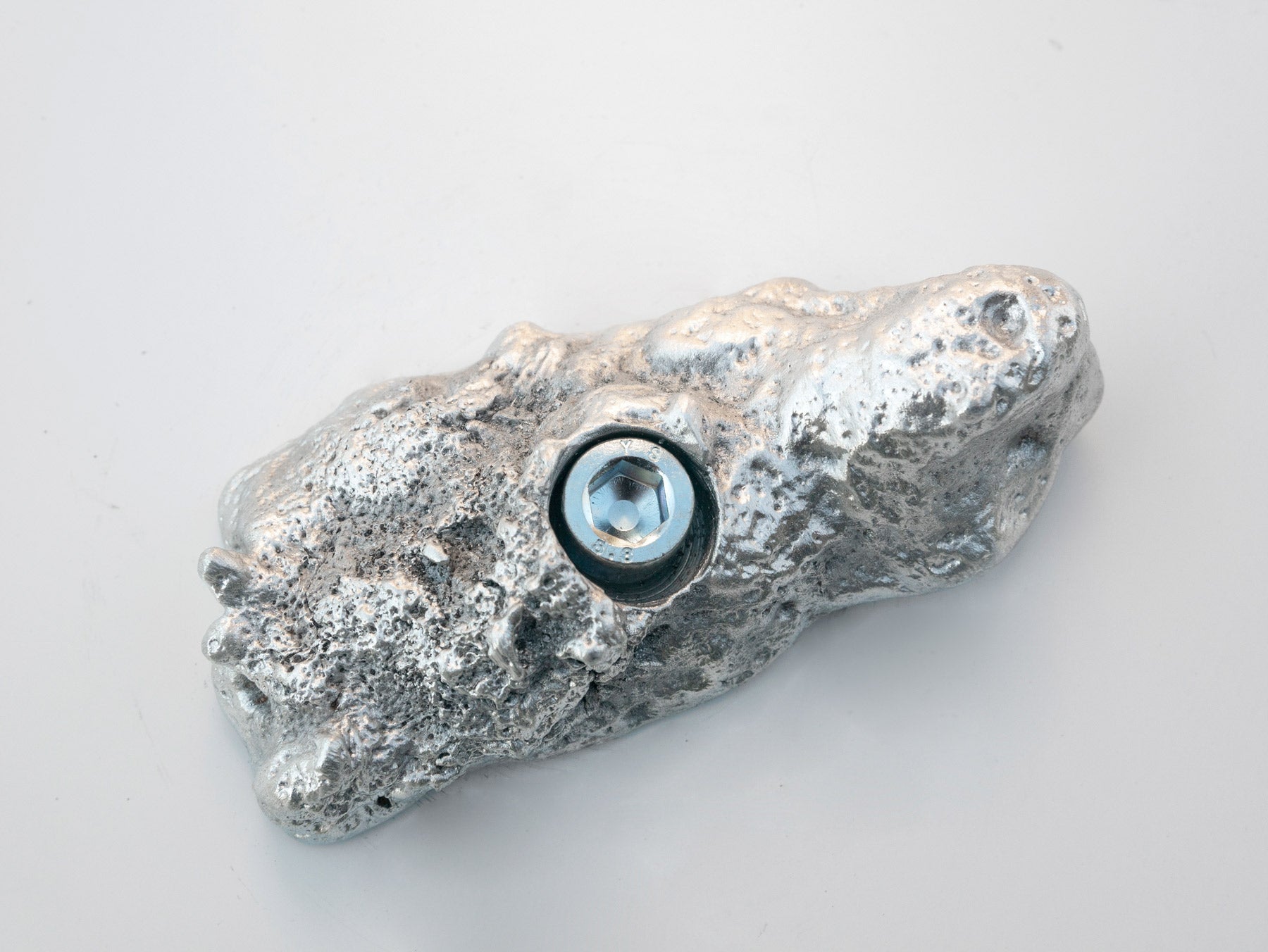 Set of 6 Aluminum Climbing Holds 1-Elissa Lacoste-APOC STORE