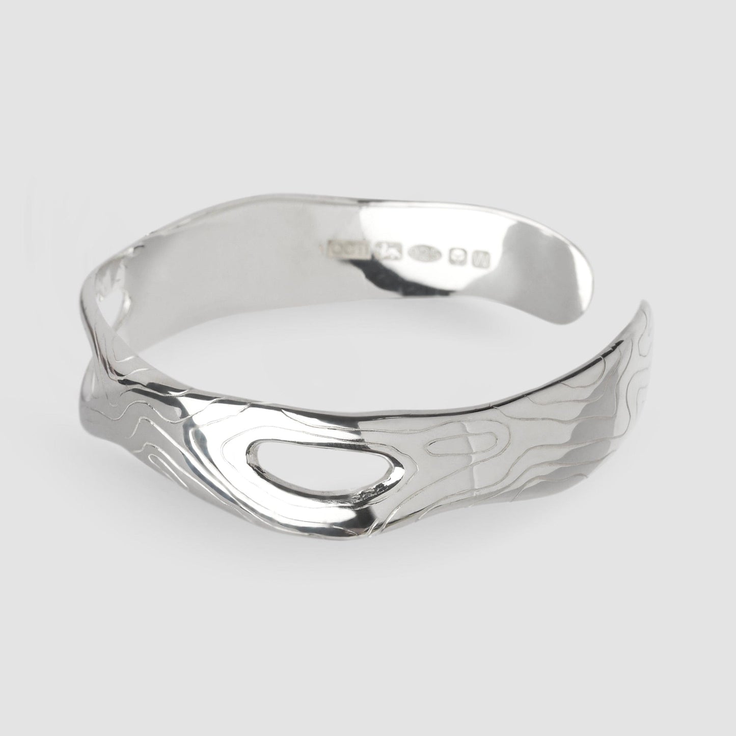 Globe Bangle-OCTI-APOC STORE