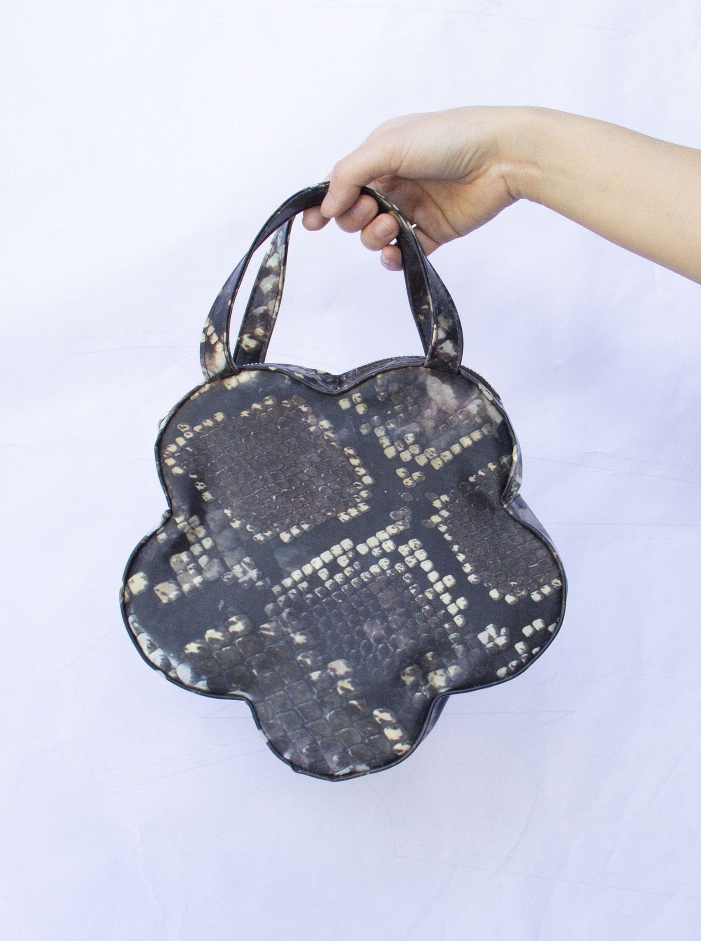 Colour Changing Python Flower Bag-Leeann Huang-APOC STORE
