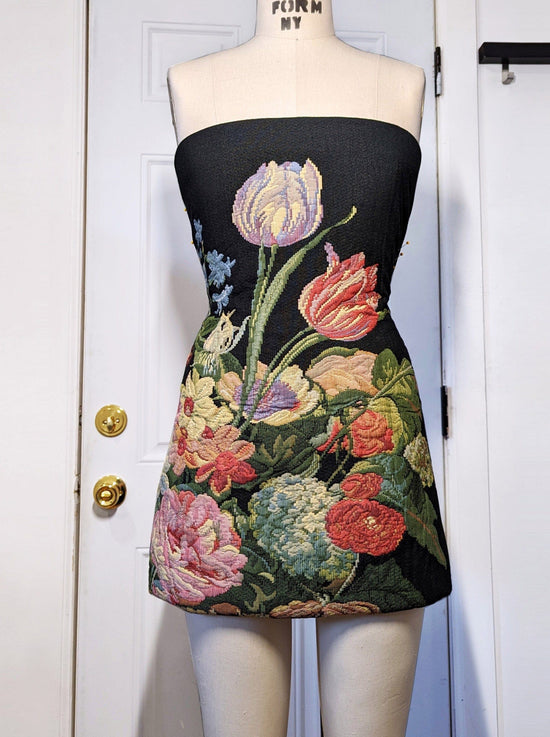 Flower Tapestry Dress – APOC STORE