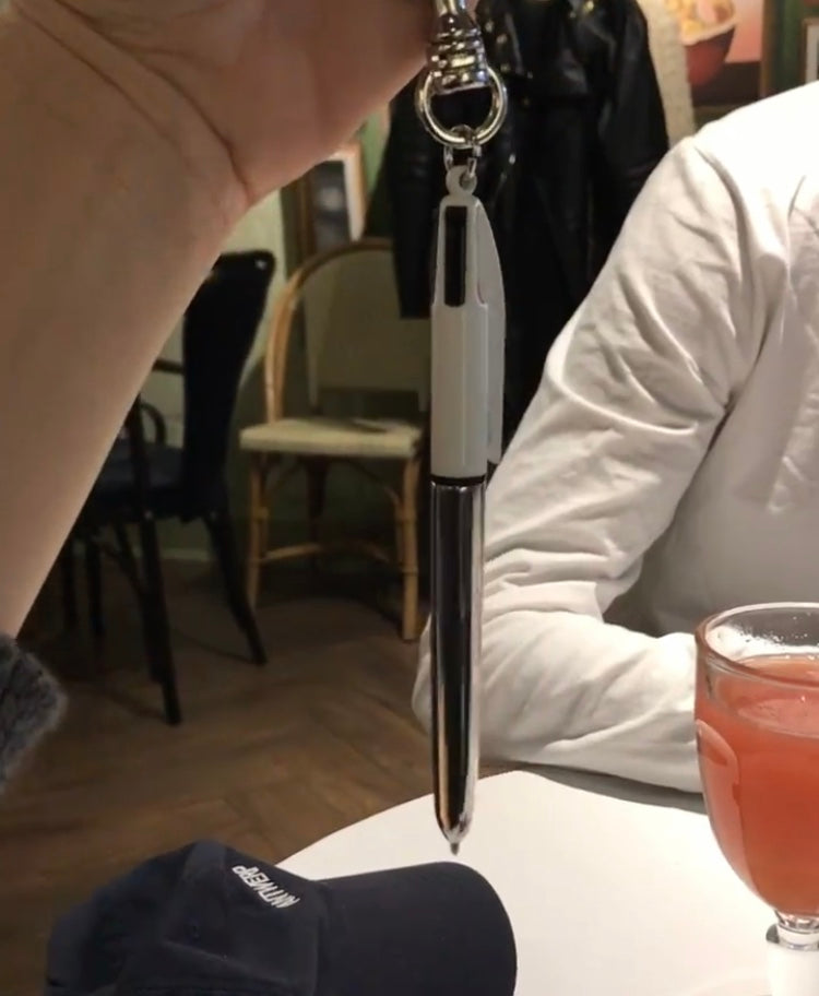 Pen Charm-D’heygere-APOC STORE