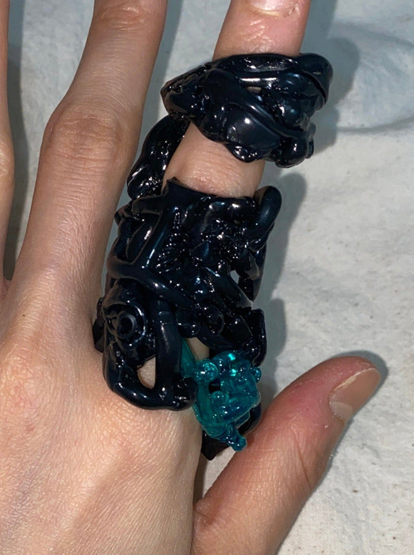 Egpr110 Ring-VACSOM-APOC STORE