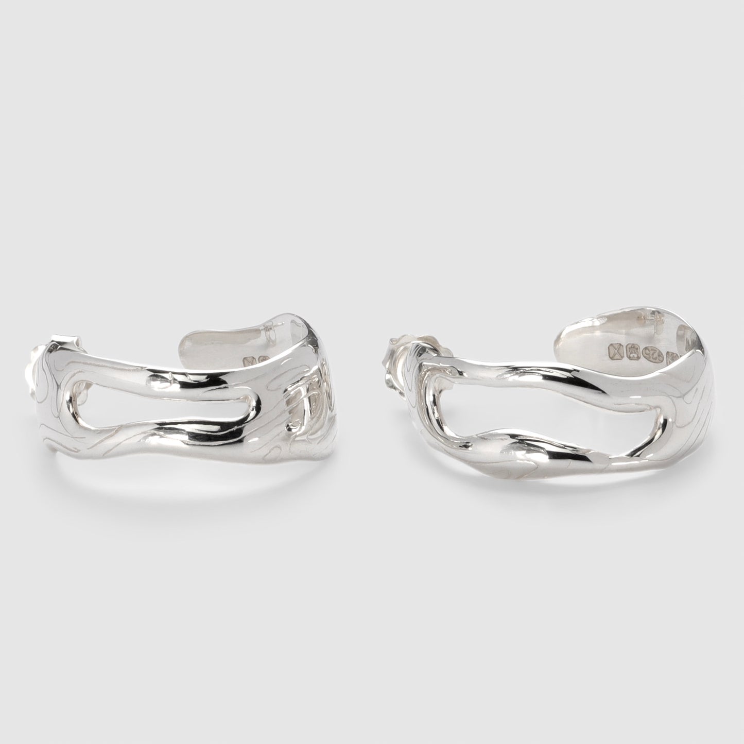 Globe Hoops-OCTI-APOC STORE