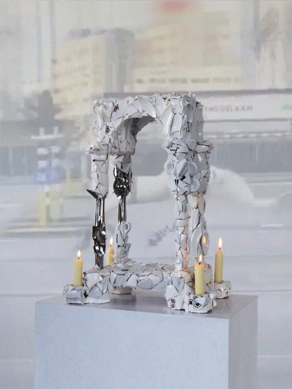 Post-icon Crack-Teresa Fernández-Pello-APOC STORE