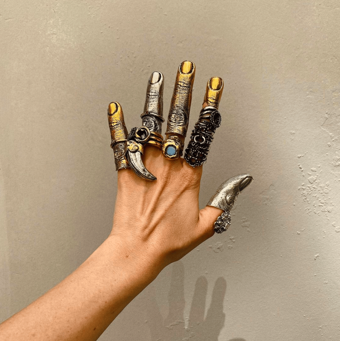 Finger ring-anGostura-APOC STORE