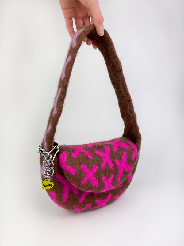 Milk Choc Saddle Kisses Bag-Carboot-APOC STORE