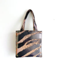 Colour-Changing Tiger Tote-Leeann Huang-APOC STORE