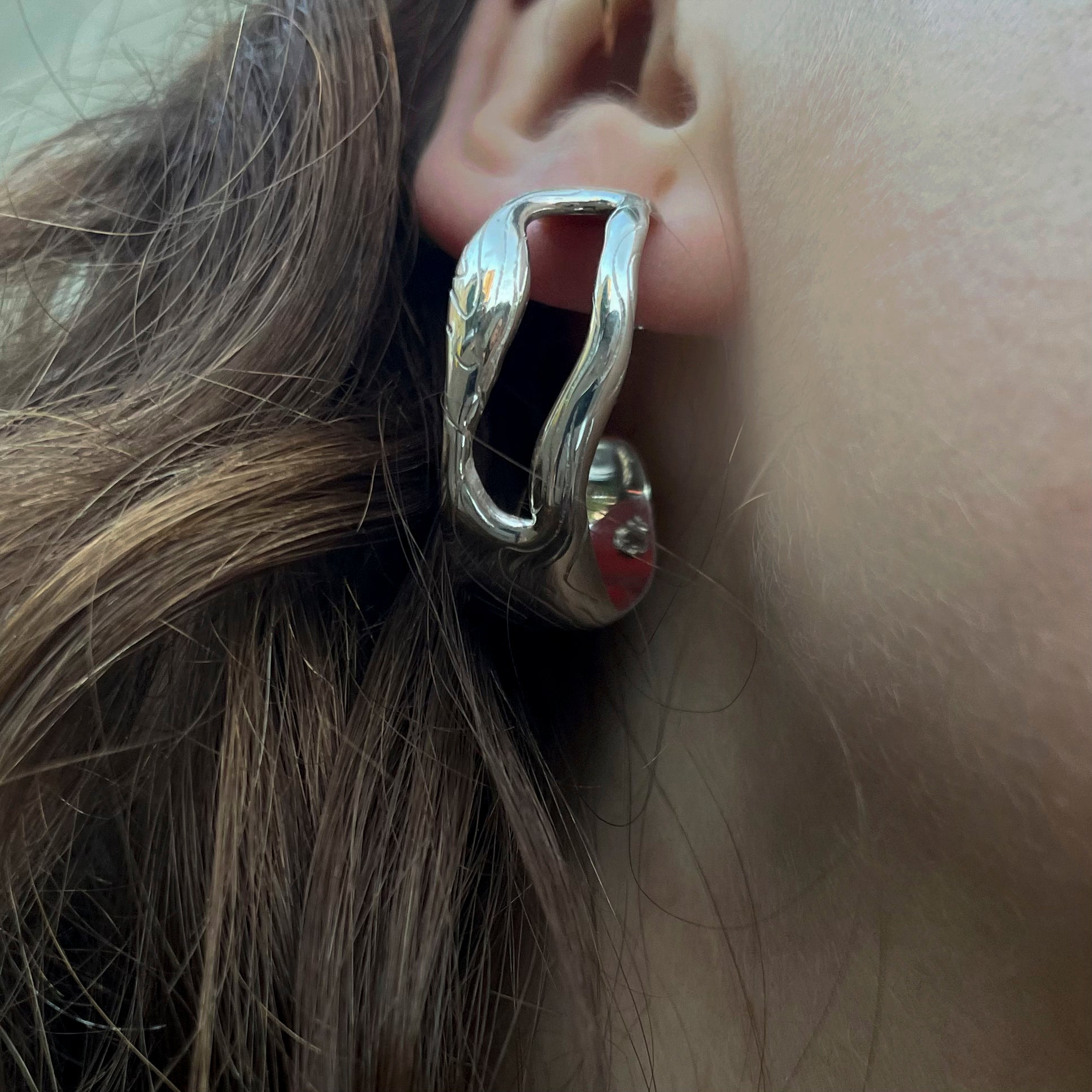 Globe Hoops-OCTI-APOC STORE